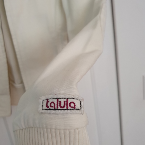 Aritzia Talula White Bomber Jacket - Picture 4 of 5